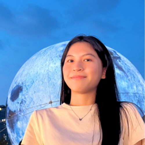 My pores have visibly diminished, and my acne scars have faded. My skin is well-hydrated, making it easy to apply sunscreen, and it now has a beautiful glow. These are the incredible results I've experienced after using the Es-Cell Hydrating Serum and Booster.